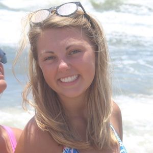 Meet your Posher, Lily